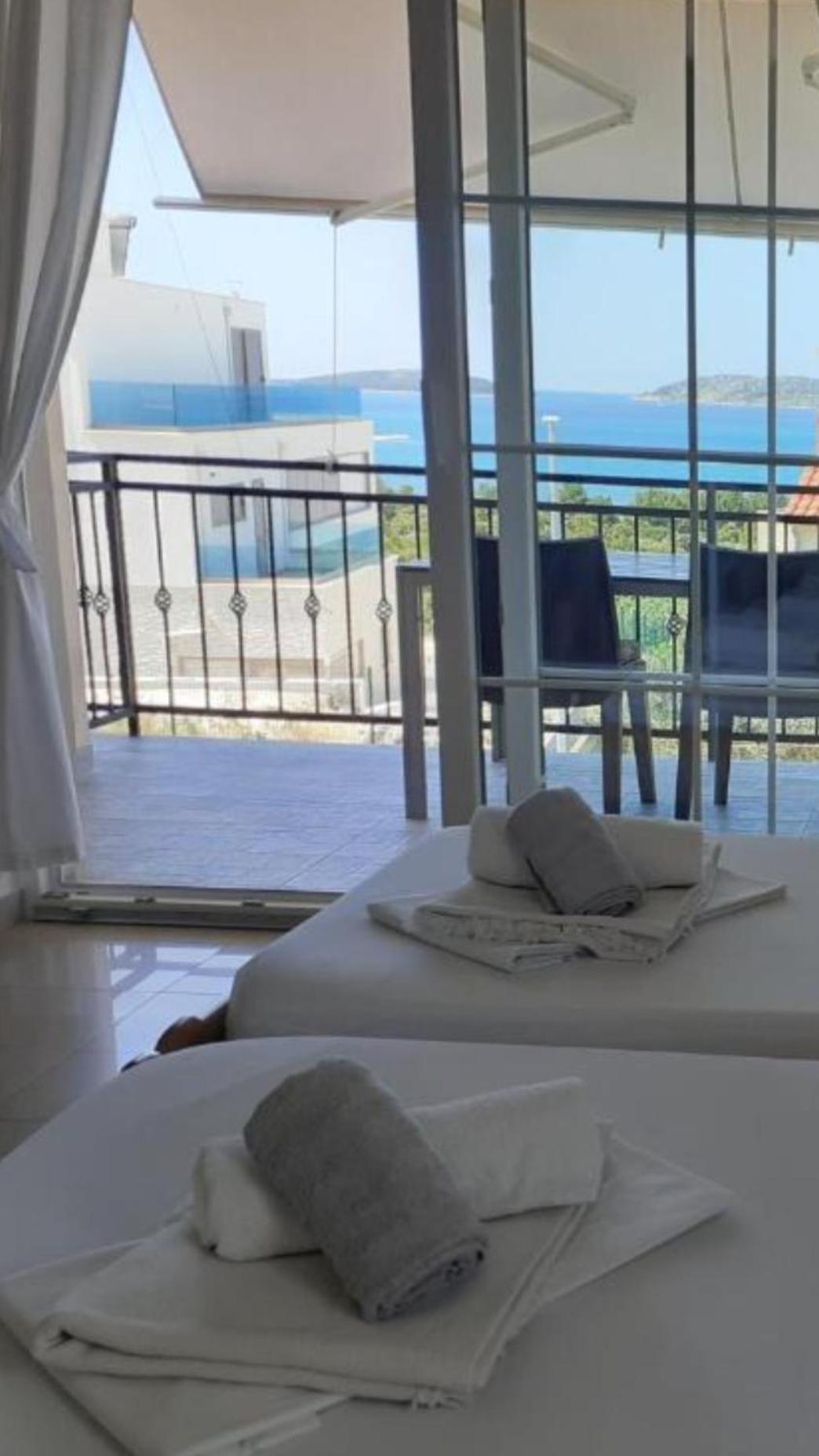 שיבניק Apartments Gveric מראה חיצוני תמונה
