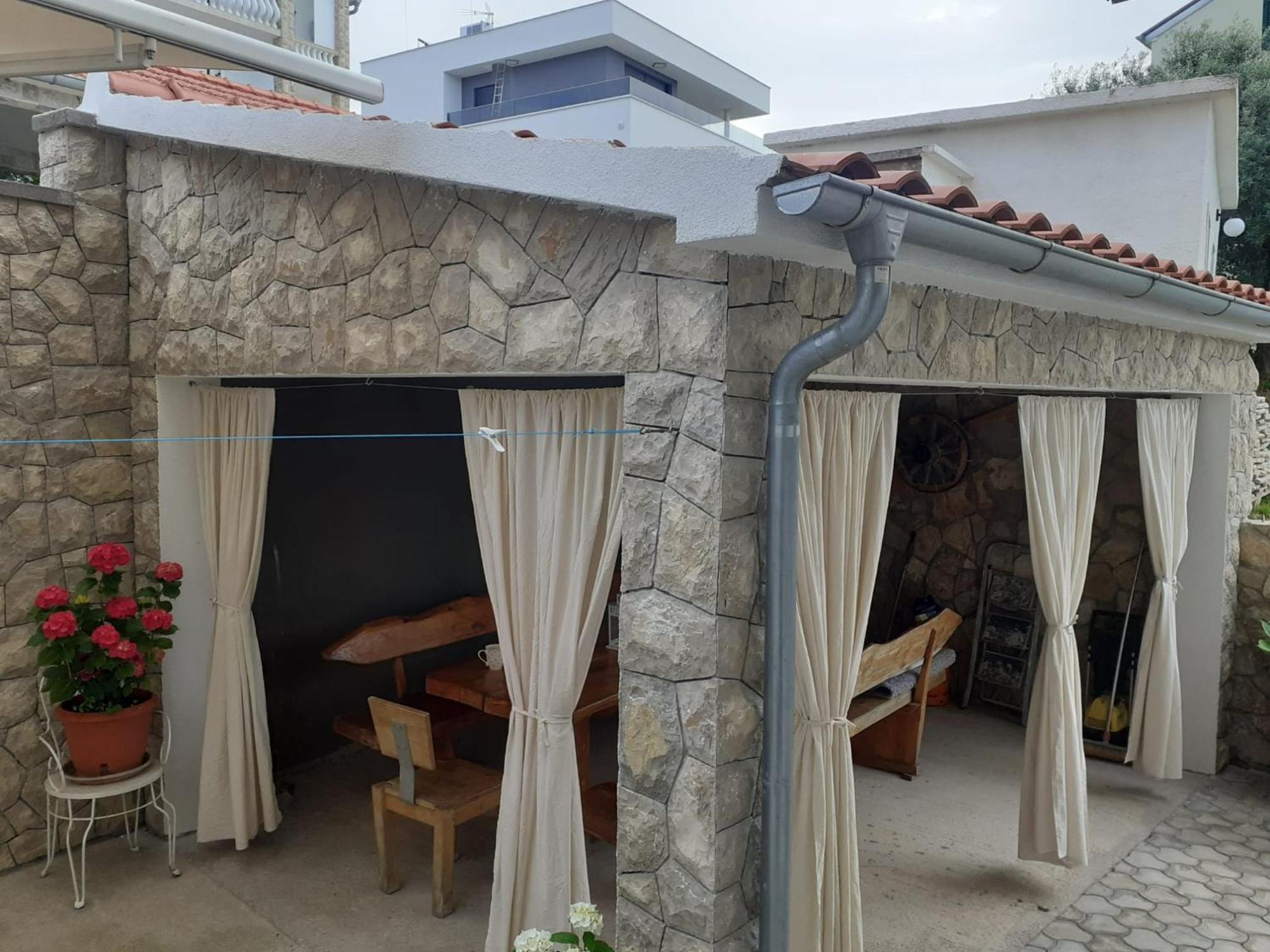 שיבניק Apartments Gveric מראה חיצוני תמונה