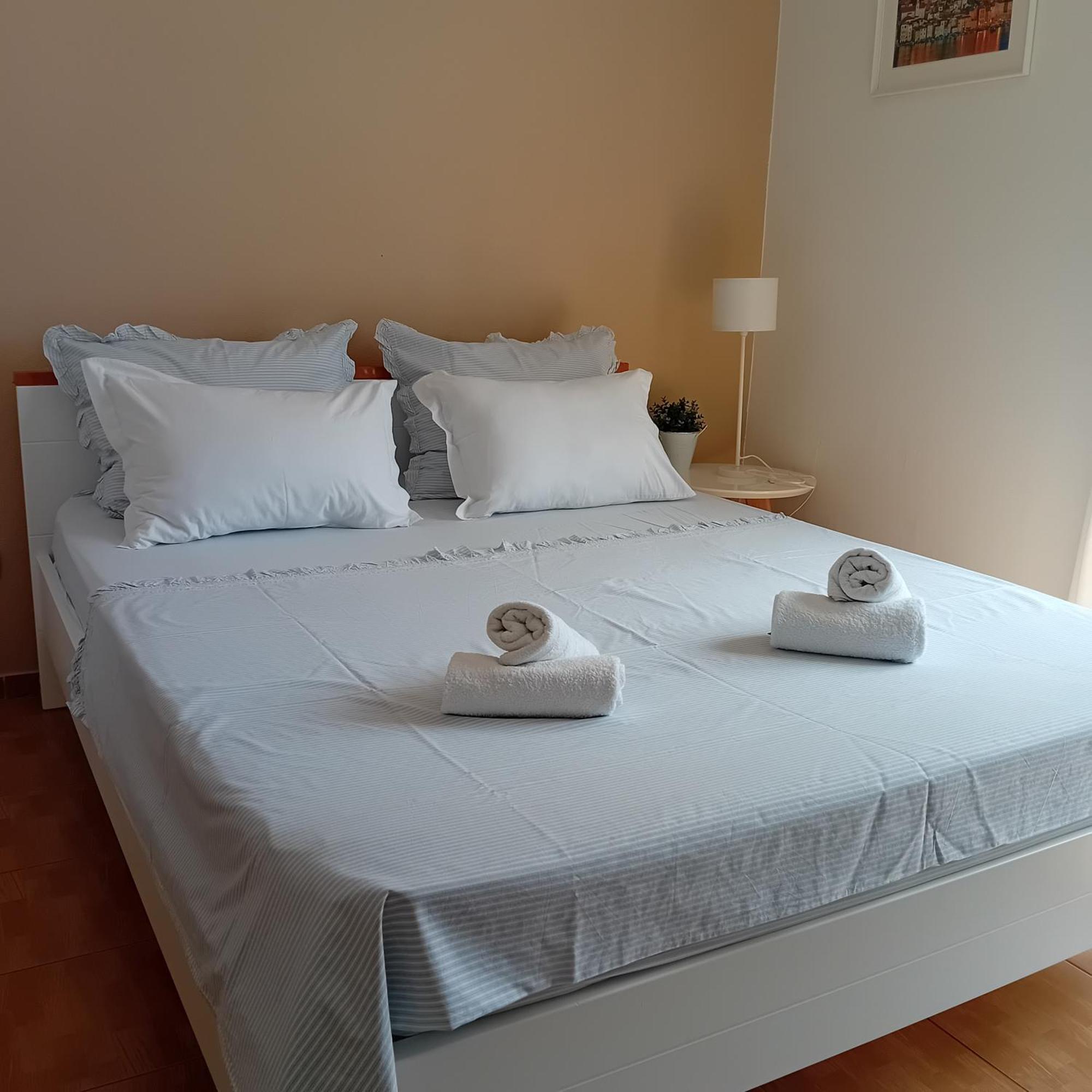 שיבניק Apartments Gveric מראה חיצוני תמונה