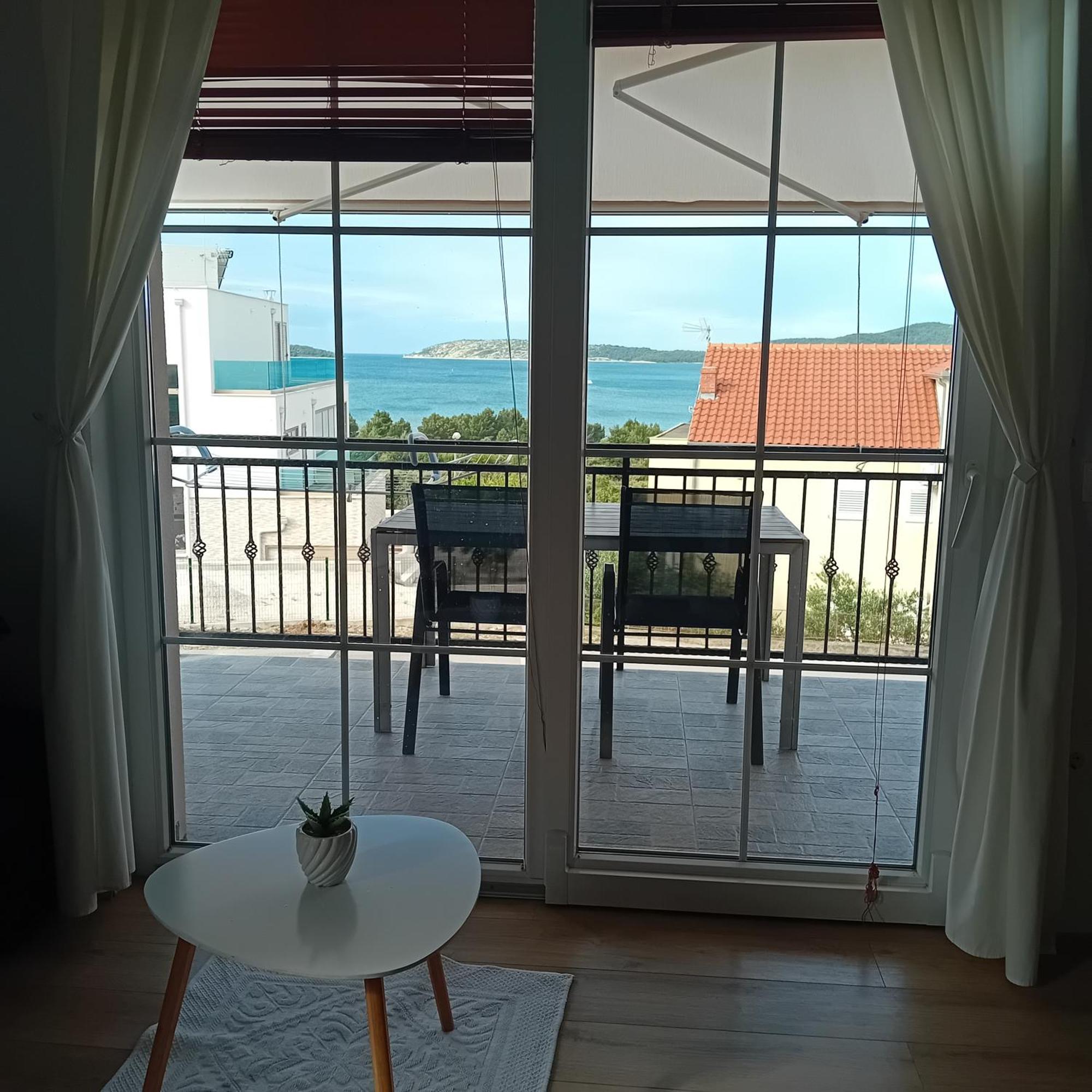 שיבניק Apartments Gveric מראה חיצוני תמונה