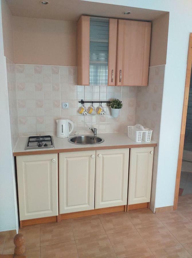 שיבניק Apartments Gveric מראה חיצוני תמונה